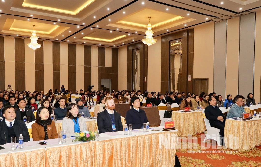 Hội thảo "Dạy và học tiếng Anh tại các trường điển hình trên địa bàn tỉnh Ninh Bình-Tầm nhìn và giải pháp"