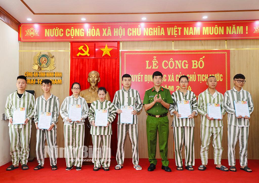 Trại tạm giam Công an tỉnh công bố quyết định đặc xá năm 2024