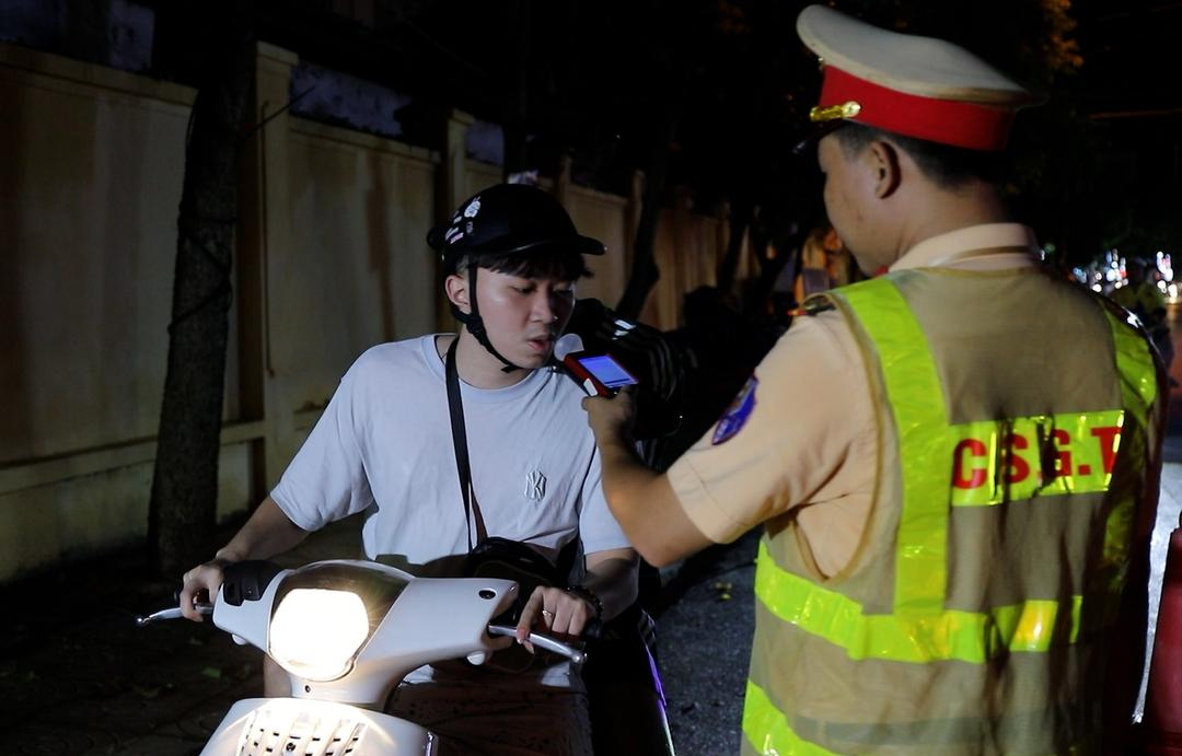 Xử lý nghiêm cán bộ vi phạm nồng độ cồn