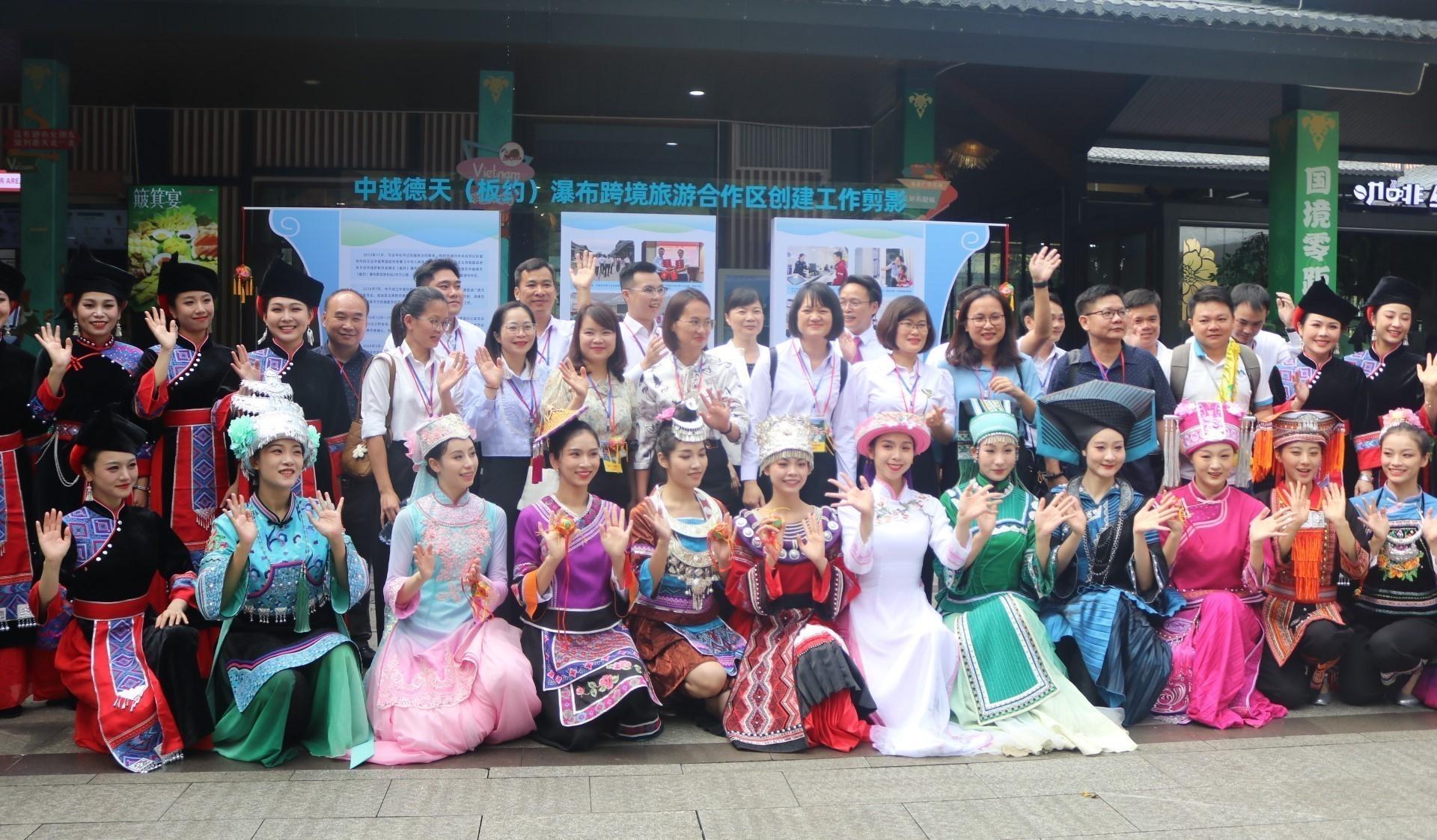 Vận hành chính thức Khu cảnh quan thác Bản Giốc (Việt Nam) - Đức Thiên (Trung Quốc)