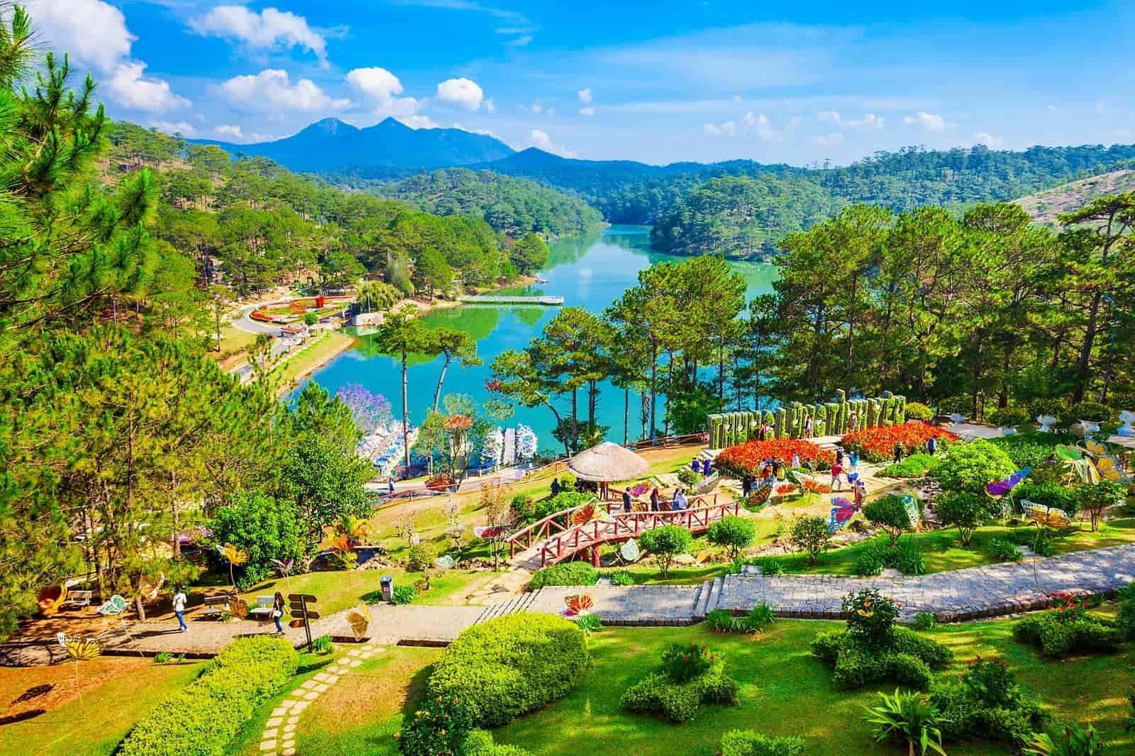 Bay Vietjet khám phá Đà Lạt dễ dàng ngay trên Traveloka