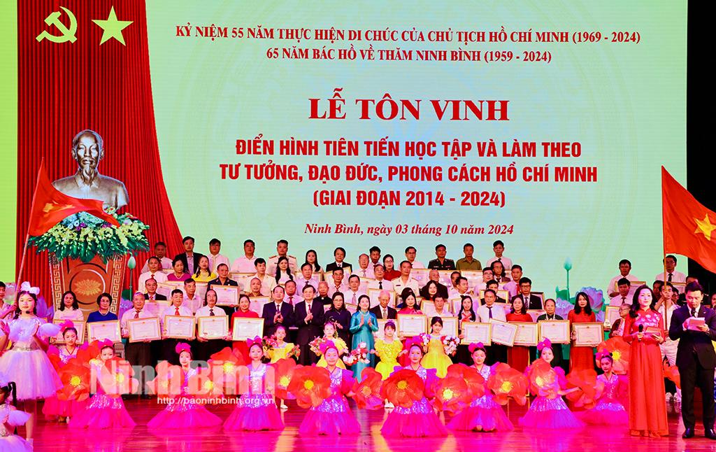 Lễ tôn vinh điển hình tiên tiến học tập và làm theo tư tưởng, đạo đức, phong cách Hồ Chí Minh (giai đoạn 2014-2024)