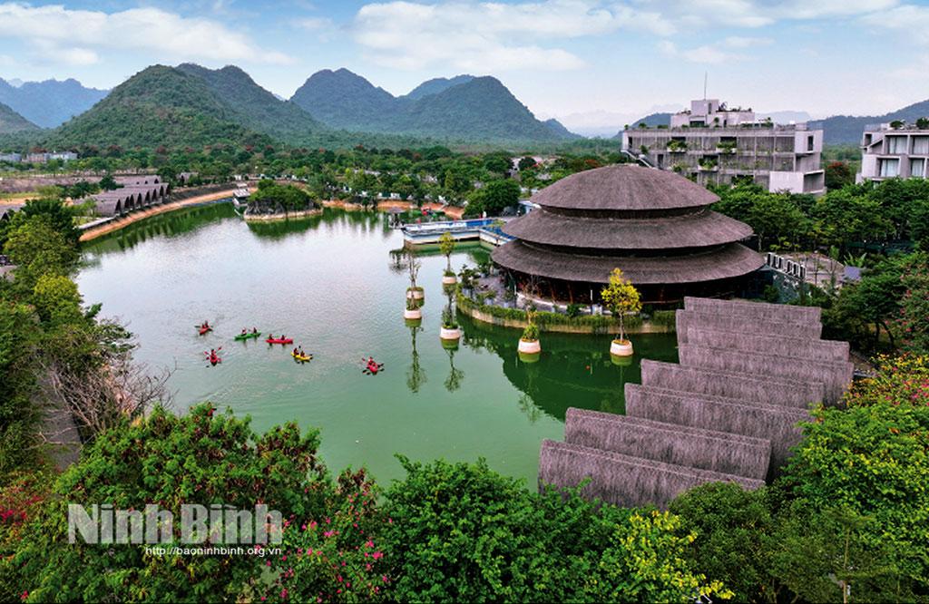 Phát triển du lịch miền núi: Thêm giải pháp bền vững cho ngành "công nghiệp không khói" - (Kỳ II): Gieo "mầm xanh" trên vùng đất khó