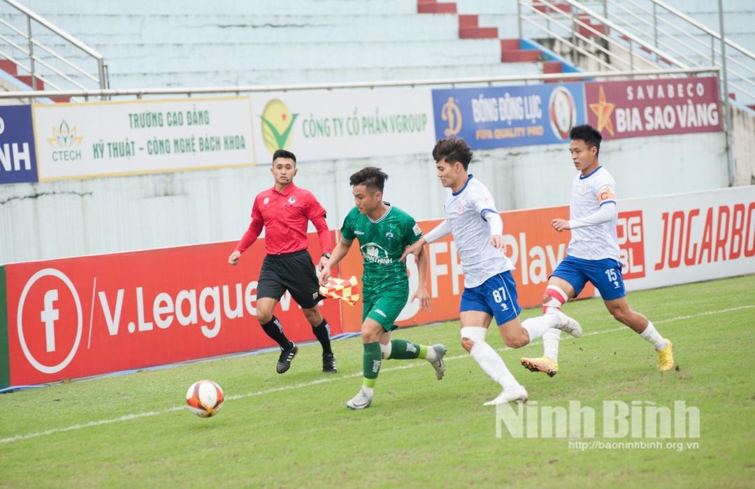 Giải bóng đá hạng Nhất Quốc gia: Phù Đổng Ninh Bình giành chiến thắng trước Phú Thọ