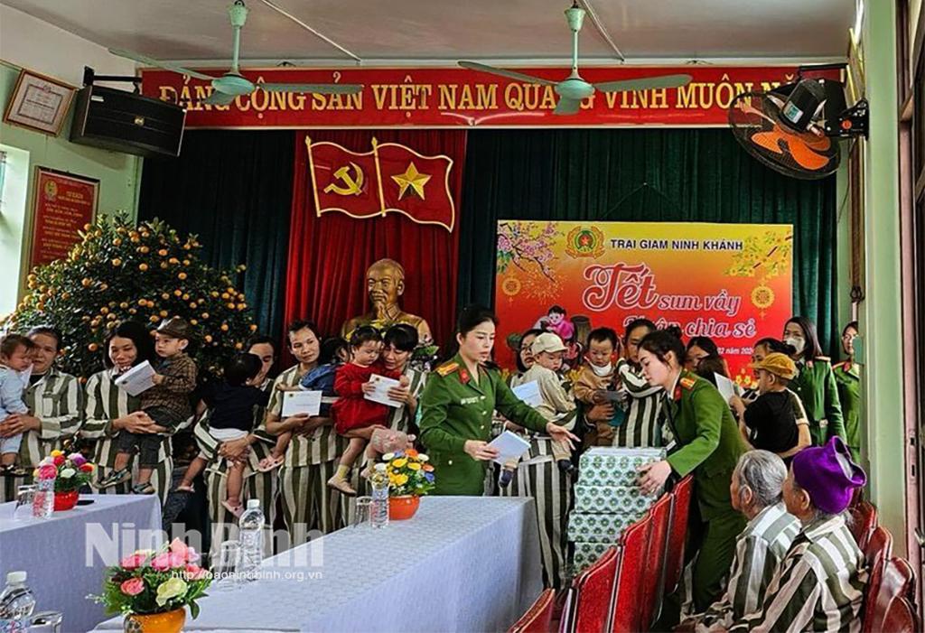 Ghi nhận không khí Tết tại Trại giam Ninh Khánh