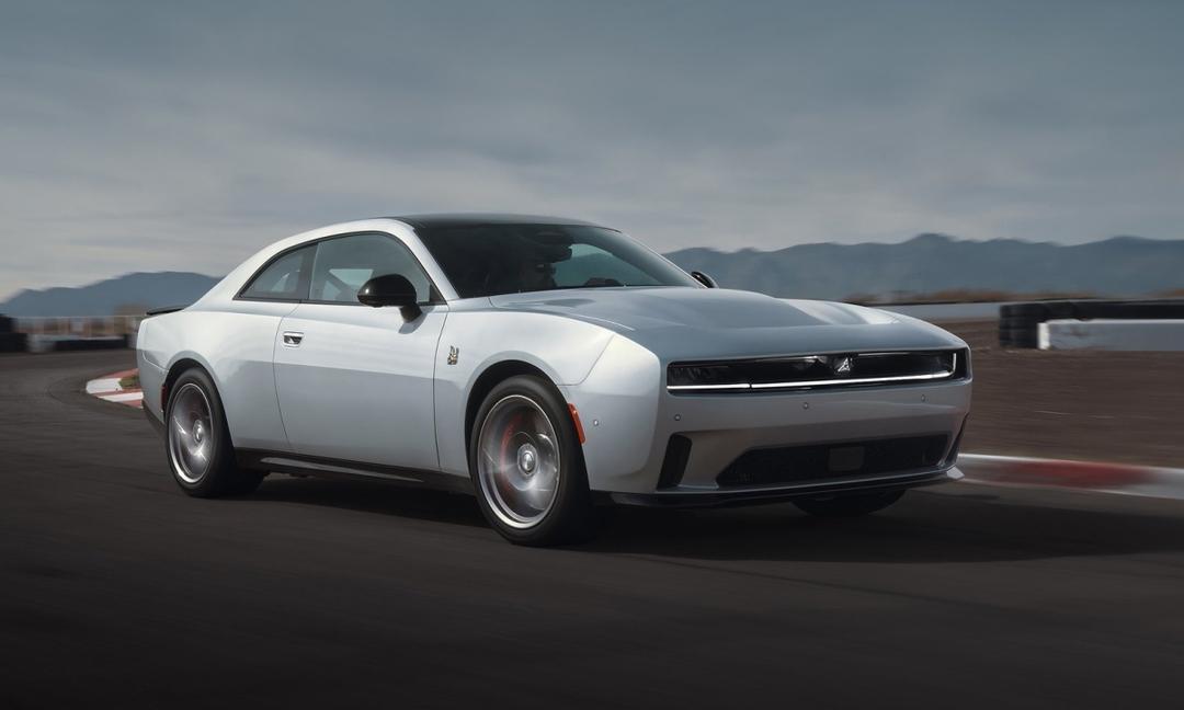 Dodge Charger Daytona 2024 - xe cơ bắp chạy điện