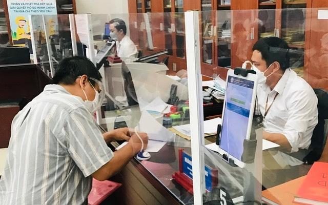 Tiêu chuẩn chức danh công chức lãnh đạo, quản lý trong cơ quan hành chính nhà nước