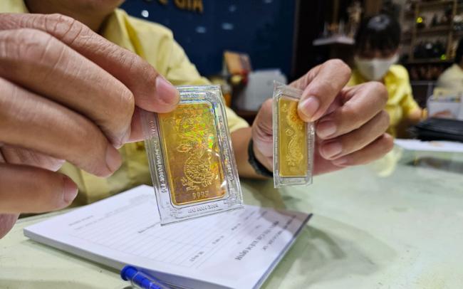 Chính phủ yêu cầu khẩn trương kiểm soát để bình ổn thị trường vàng