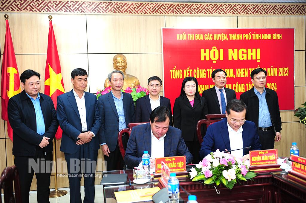 Khối thi đua các huyện, thành phố triển khai nhiệm vụ năm 2024