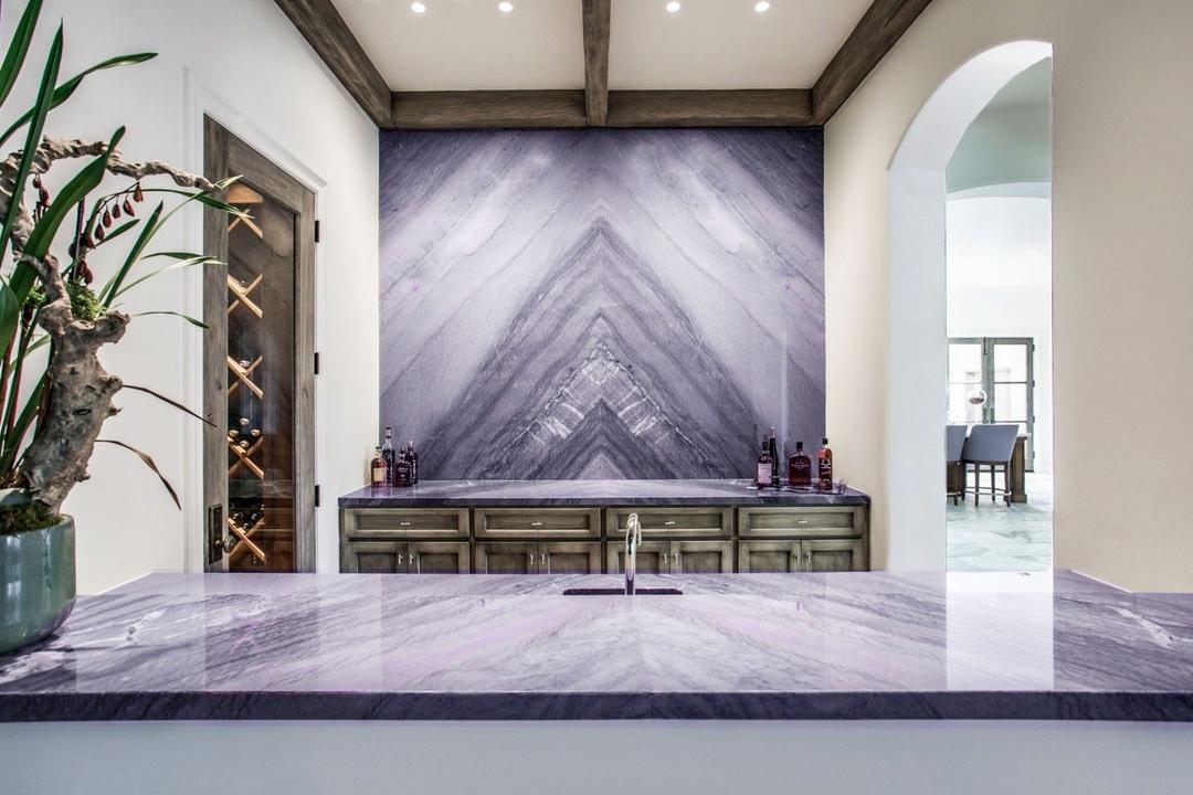 Tranh đá đối xứng - Nâng tầm giá trị ngôi nhà của bạn