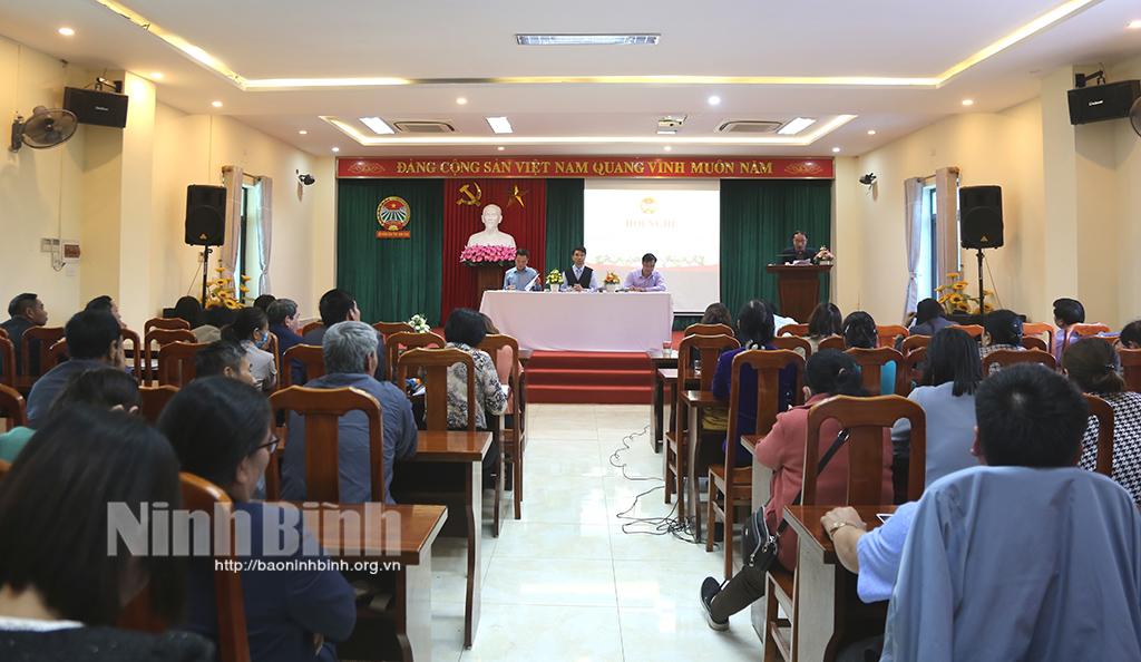 Thường trực Hội Nông dân tỉnh đối thoại với cán bộ, hội viên nông dân