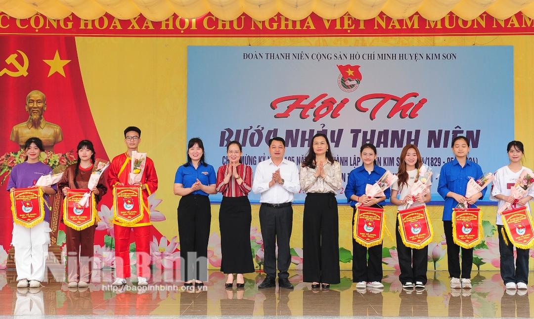 Hội thi Bước nhảy Thanh niên huyện Kim Sơn năm 2024