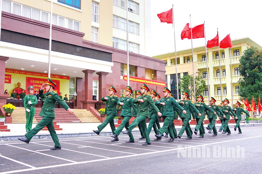 Phát huy truyền thống "Đoàn kết, chủ động, sáng tạo, kiên cường, quyết thắng", tập trung xây dựng đơn vị vững mạnh toàn diện "Mẫu mực, tiêu biểu"