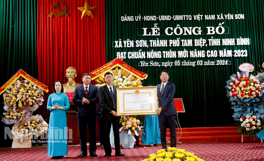 Xã Yên Sơn công bố đạt chuẩn nông thôn mới nâng cao