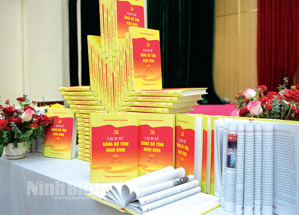 Bộ sách Lịch sử Đảng bộ tỉnh Ninh Bình (1930-2020): Công trình khoa học giá trị về lý luận và thực tiễn