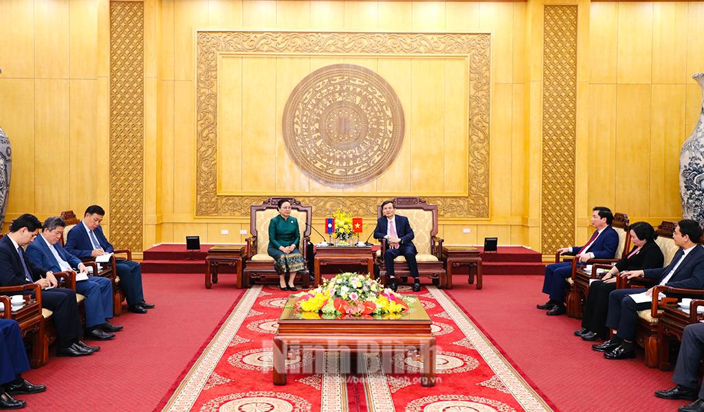 Đồng chí Bí thư Tỉnh ủy tiếp Đại sứ đặc mệnh toàn quyền nước Cộng hòa DCND Lào tại Việt Nam
