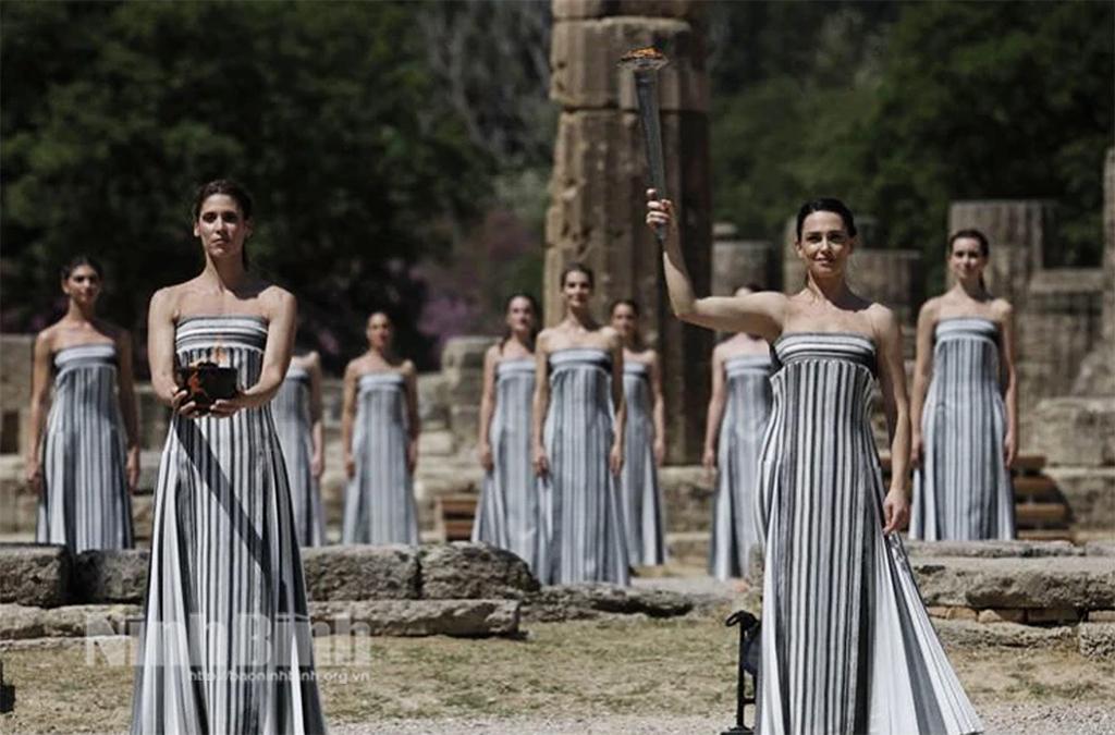 Tổng duyệt cho buổi lễ thắp đuốc Olympic Paris 2024