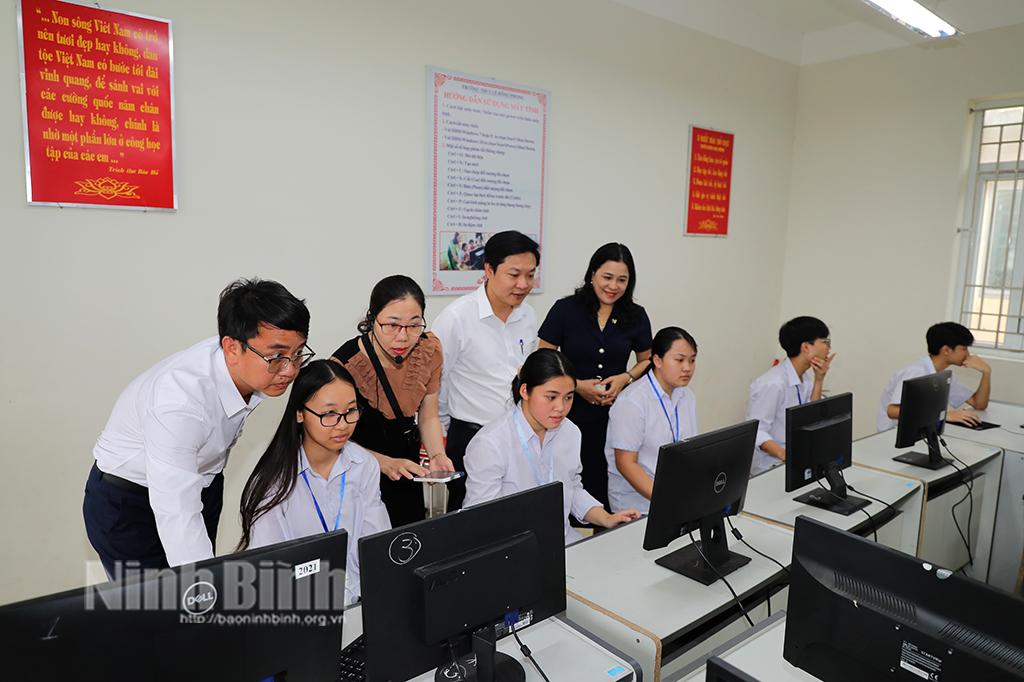 Đẩy mạnh đăng ký dự thi trực tuyến tại kỳ thi tuyển sinh lớp 10 THPT