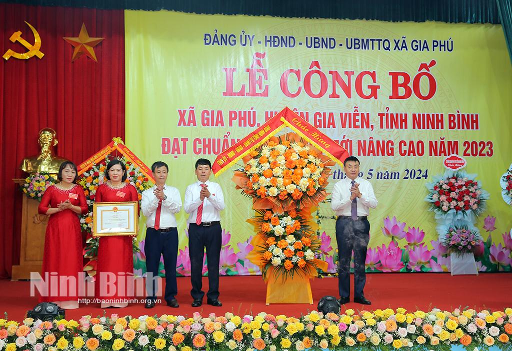 Gia Phú công bố xã đạt chuẩn nông thôn mới nâng cao năm 2023