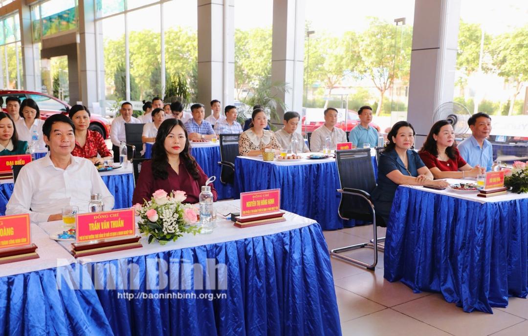 Công bố quyết định thành lập Chi bộ Công ty cổ phần ô tô Thành Công Ninh Bình