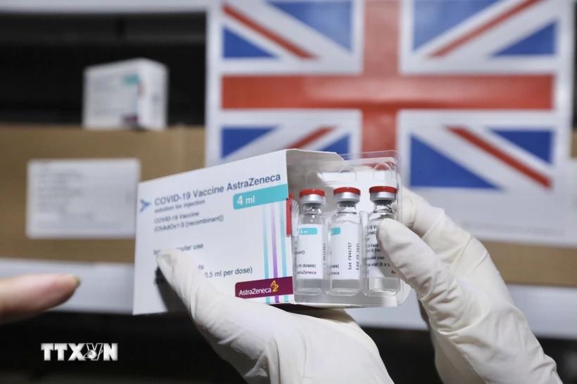 Bộ Y tế nói gì về vaccine AstraZeneca COVID-19 và nguy cơ đông máu