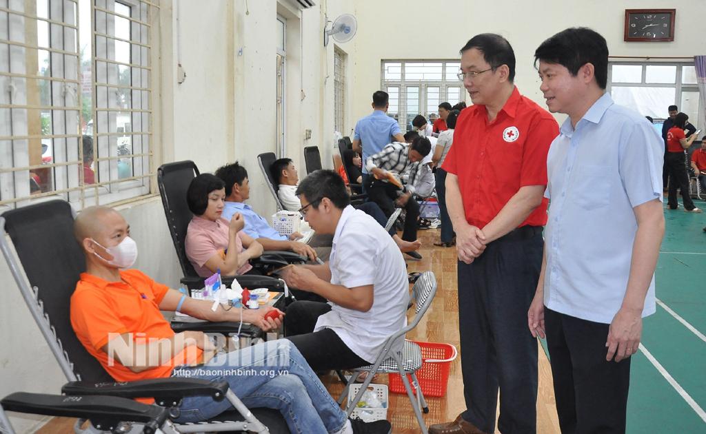 Kim Sơn tổ chức Ngày hội hiến máu tình nguyện đợt 1 năm 2024