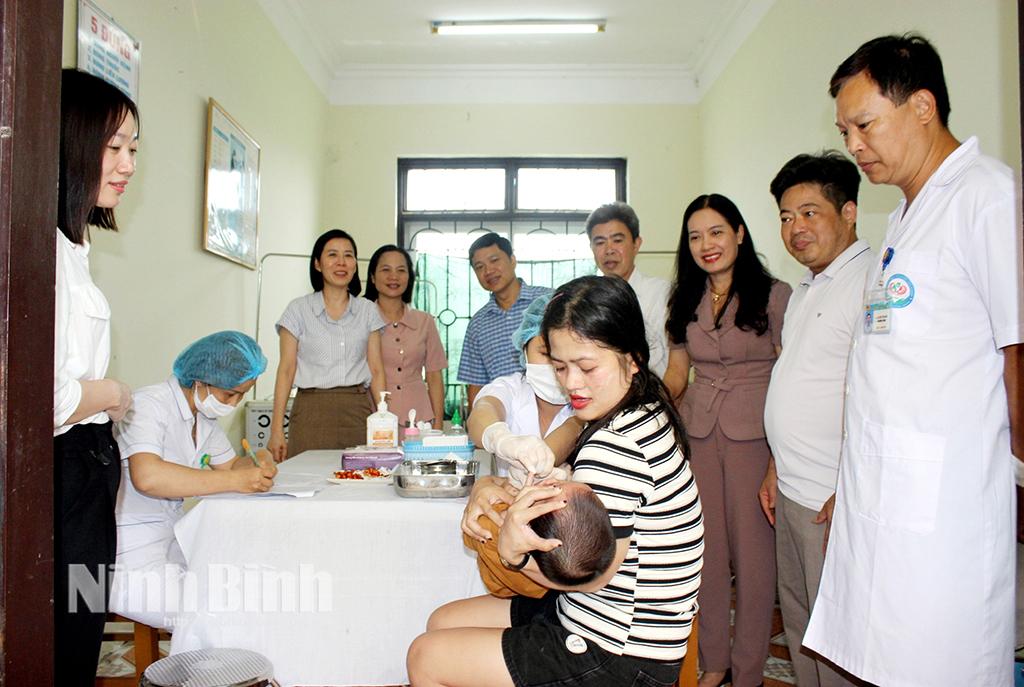 Ninh Bình triển khai Chiến dịch bổ sung Vitamin A đợt 1 năm 2024 cho trẻ