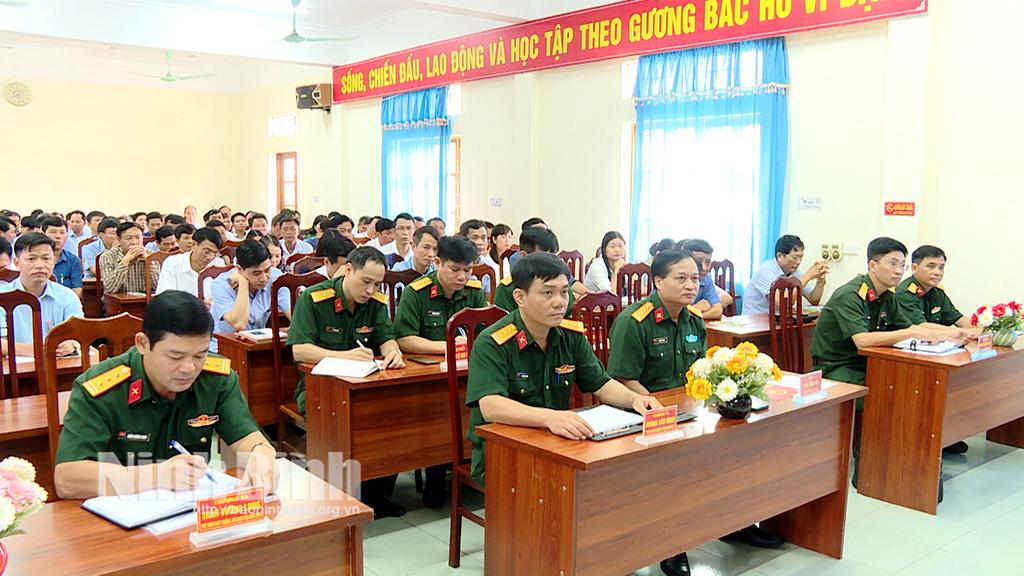 Bồi dưỡng chuyên môn, nghiệp vụ cho chính trị viên Ban CHQS cấp xã