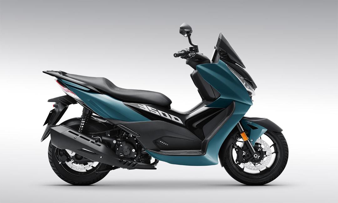 Zontes 350 - xe ga phân khối lớn giá rẻ ra mắt Đông Nam Á