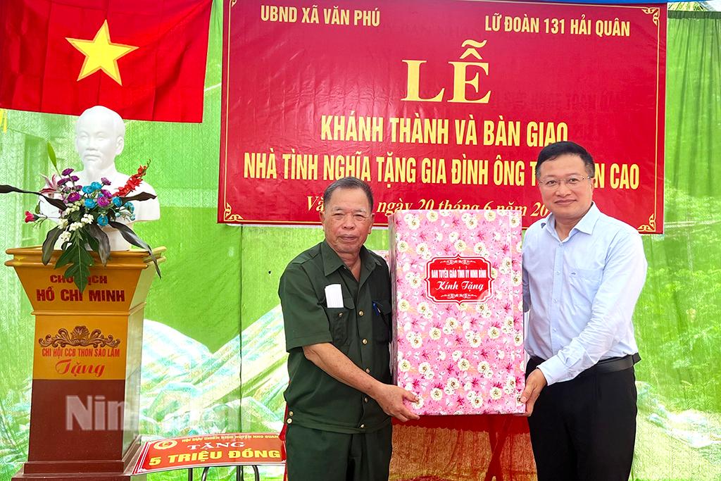 Khánh thành Nhà tình nghĩa cho gia đình chính sách tại huyện Nho Quan, Yên Mô