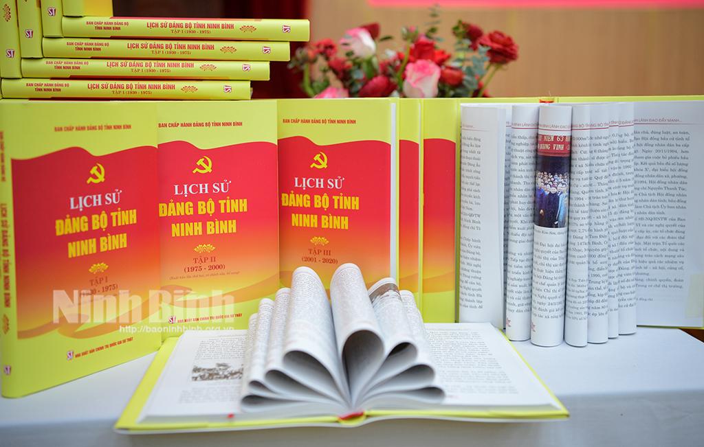 Lan tỏa giá trị to lớn, sâu sắc của Bộ sách "Lịch sử Đảng bộ tỉnh Ninh Bình, 1930-2020"