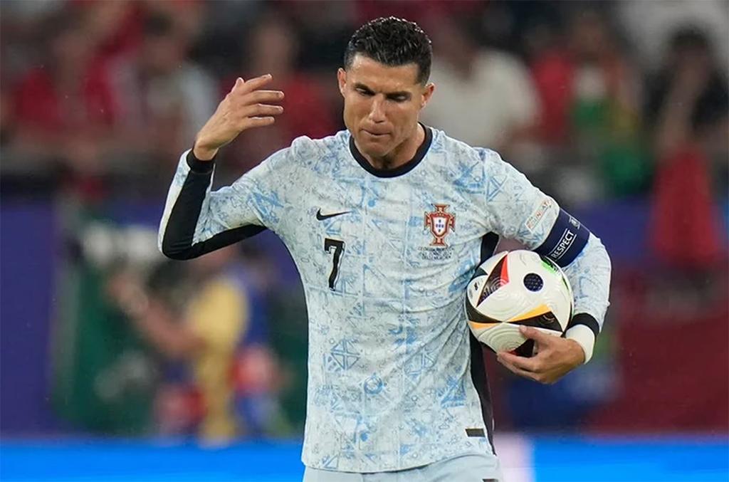 EURO 2024: Xác định xong 16 đội bóng vào vòng 1/8