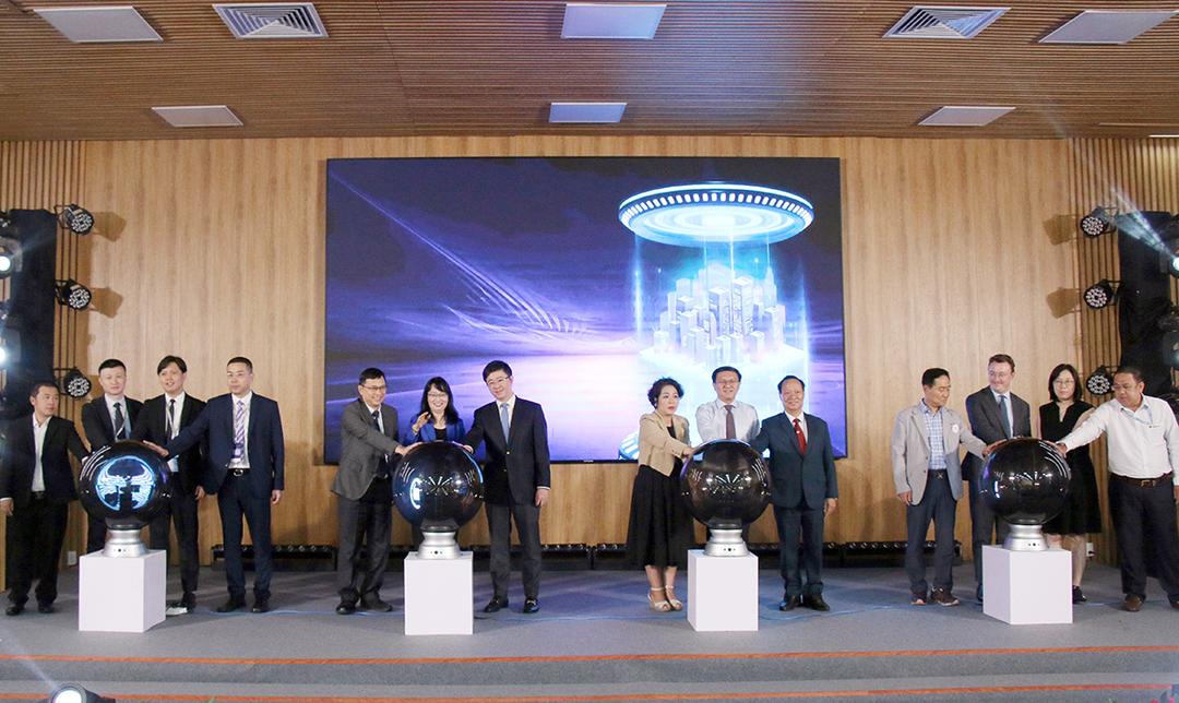 Thúc đẩy quảng bá, giới thiệu sản phẩm, dịch vụ công nghệ số "Make in Viet Nam"