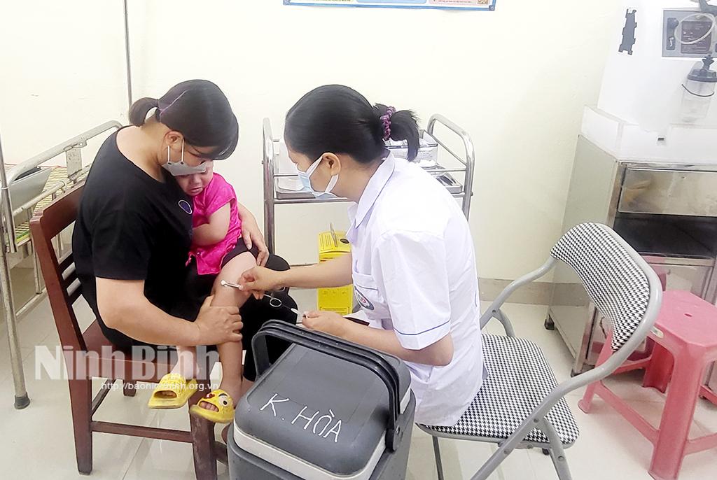 Tiêm chủng là biện pháp chủ động phòng bệnh bạch hầu