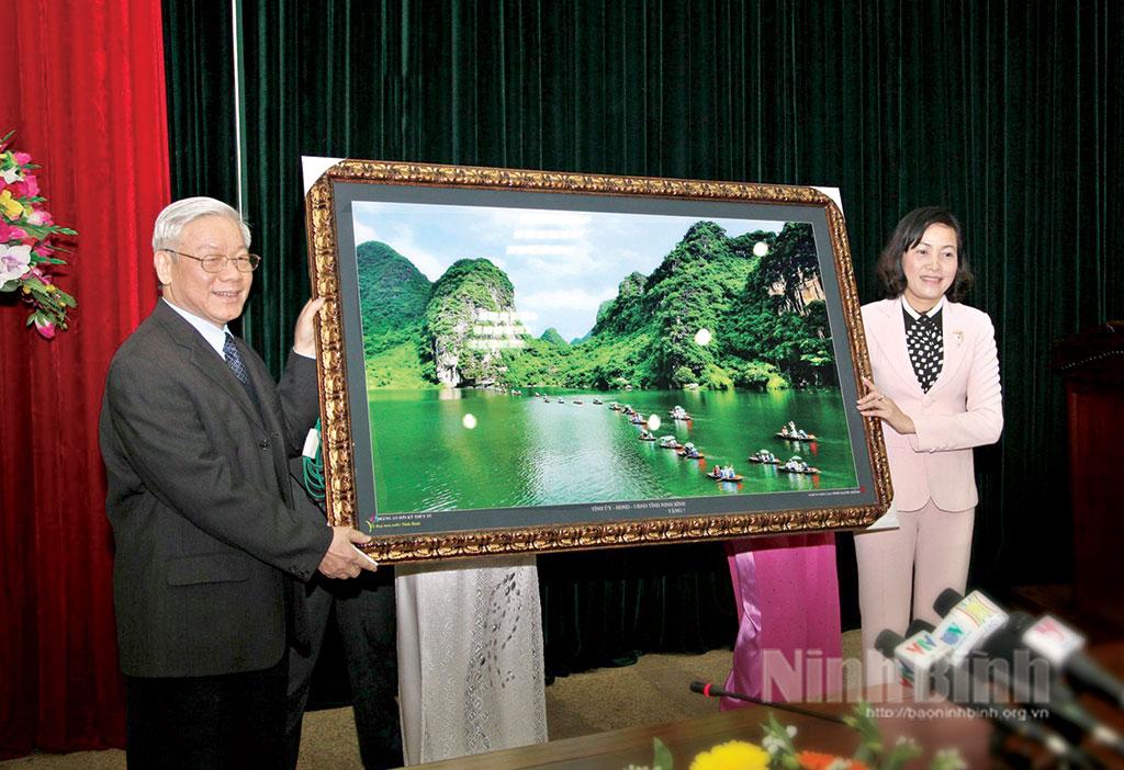 Phó Chủ tịch Quốc hội Nguyễn Thị Thanh: Tổng Bí thư Nguyễn Phú Trọng luôn dành tình cảm và sự quan tâm đặc biệt cho Ninh Bình