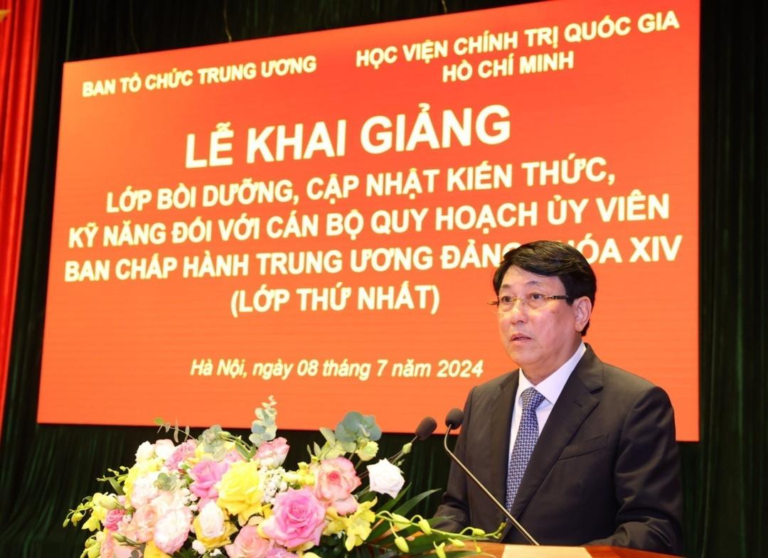 Khai giảng lớp thứ nhất bồi dưỡng cán bộ quy hoạch Ủy viên Ban Chấp hành Trung ương Đảng khóa XIV