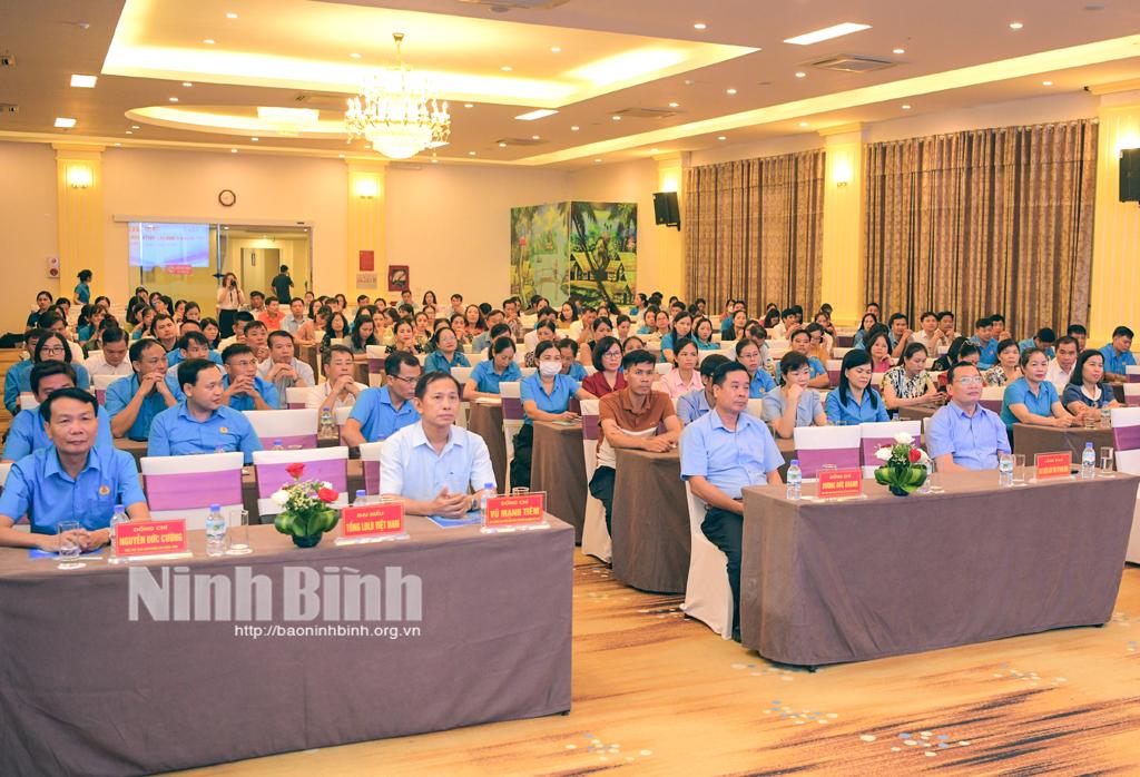 Liên đoàn Lao động tỉnh tổ chức tập huấn công tác tuyên giáo công đoàn