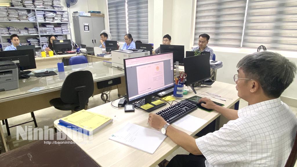 Đẩy mạnh thực hiện xây dựng, khai thác cơ sở dữ liệu đất đai