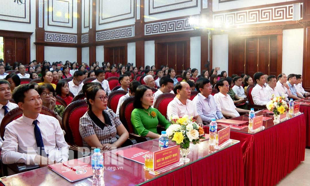 Huyện Hoa Lư, Gia Viễn: Triển khai nhiệm vụ năm học 2024-2025