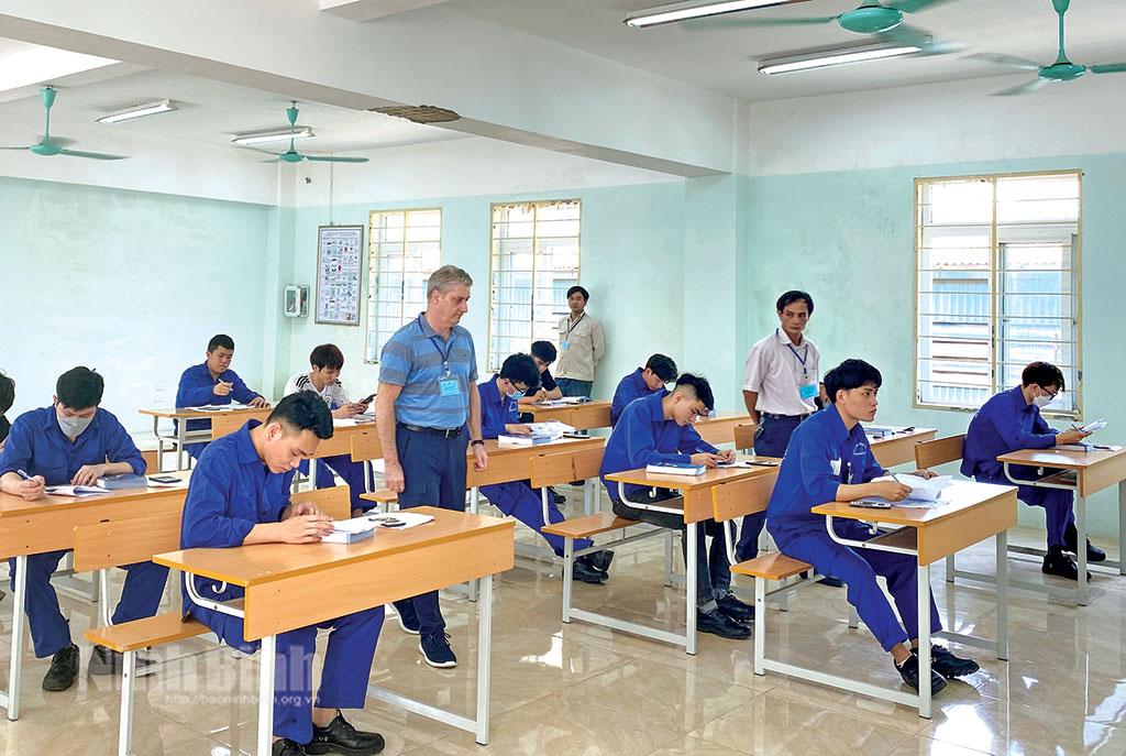 Chỉ thị số 37: Gỡ nút thắt cho bài toán nguồn nhân lực chất lượng cao - (Kỳ II): Nâng tầm chất lượng nguồn nhân lực