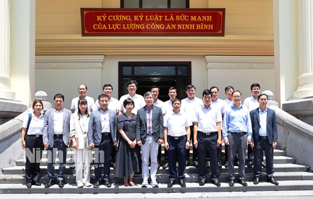 Đoàn đại biểu cấp cao Cơ quan Cảnh sát biển Hàn Quốc thăm và chào xã giao Công an tỉnh Ninh Bình