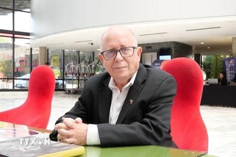 Sử gia Brazil ấn tượng về những thành tựu của Việt Nam