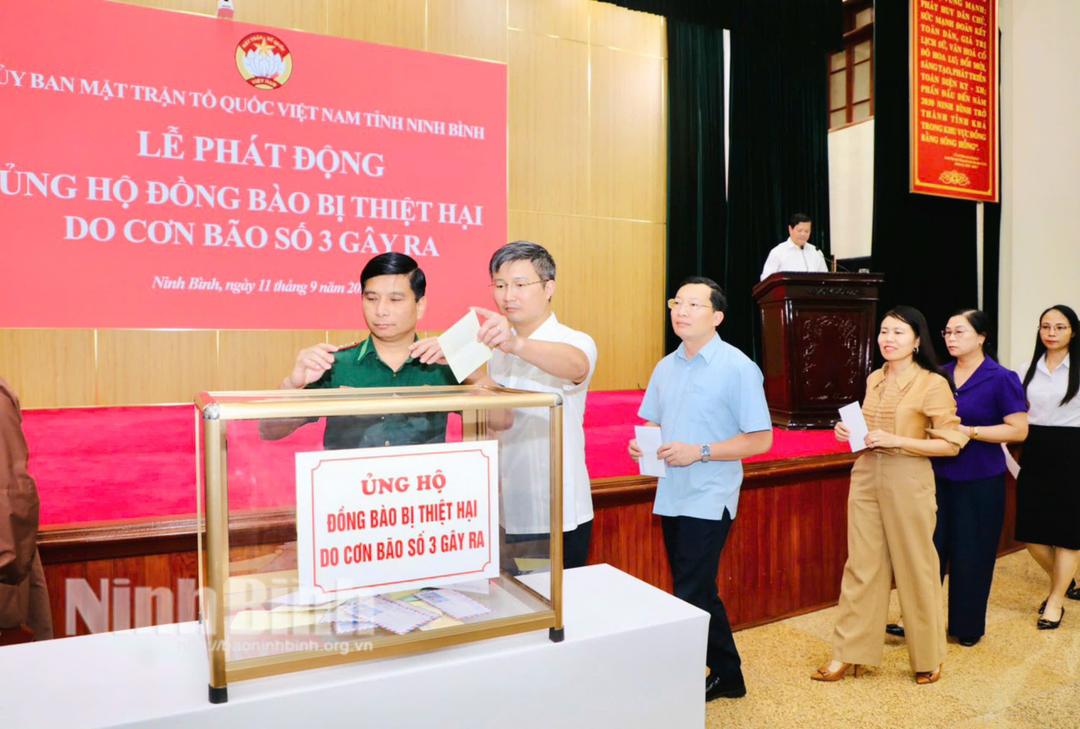 Hơn 7,8 tỷ đồng ủng hộ đồng bào bị thiệt hại do cơn bão số 3 gây ra