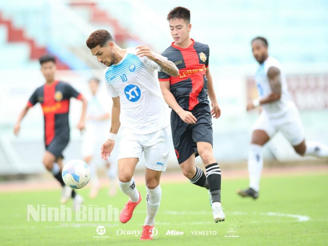 Thi đấu giao hữu: CLB Thép Xanh Nam Định hòa LPBank Thành phố Hồ Chí Minh