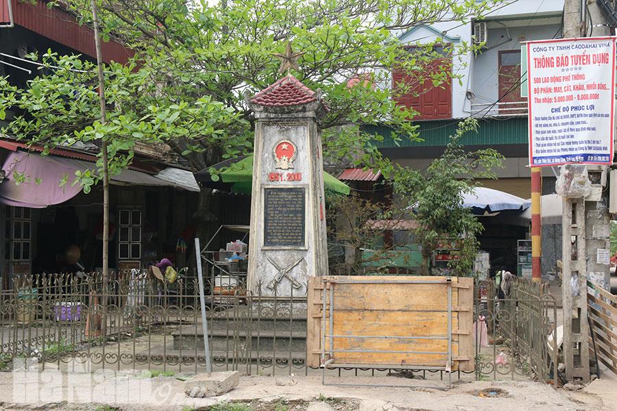 Giữ gìn, phát huy giá trị đài bia ghi danh lịch sử kháng chiến