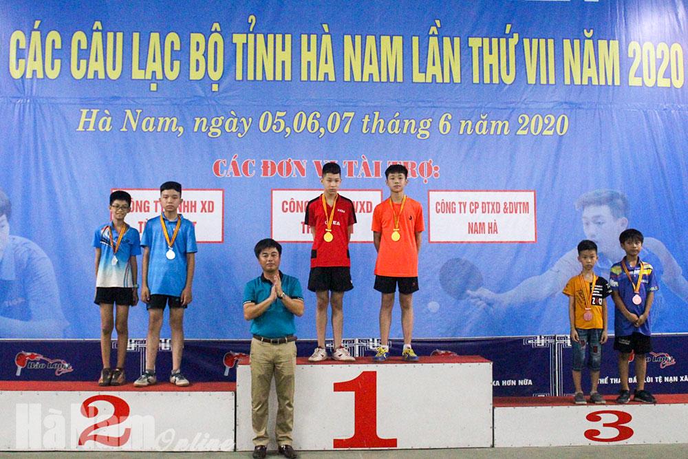 Hy vọng lớp VĐV kế cận sau Giải Bóng bàn Cúp các câu lạc bộ tỉnh lần thứ VII