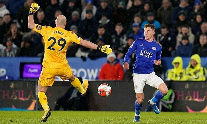 Ngoại hạng Anh tái xuất sau 100 ngày