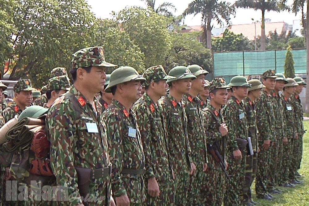 Bộ CHQS tỉnh diễn tập chỉ huy cơ quan một bên, một cấp trên bản đồ