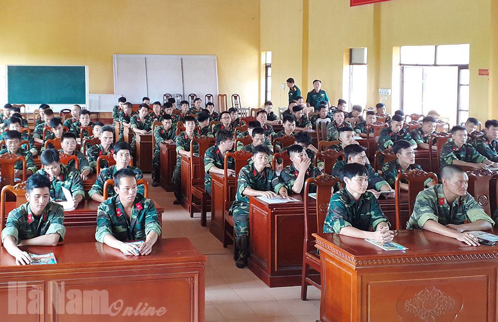 Khai mạc huấn luyện cán bộ thuộc Tiểu đoàn 2 dự bị động viên