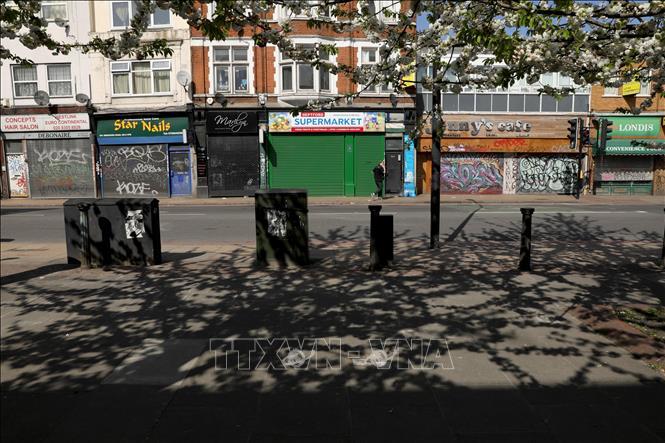 Kinh tế Anh suy giảm mạnh nhất trong vòng 300 năm